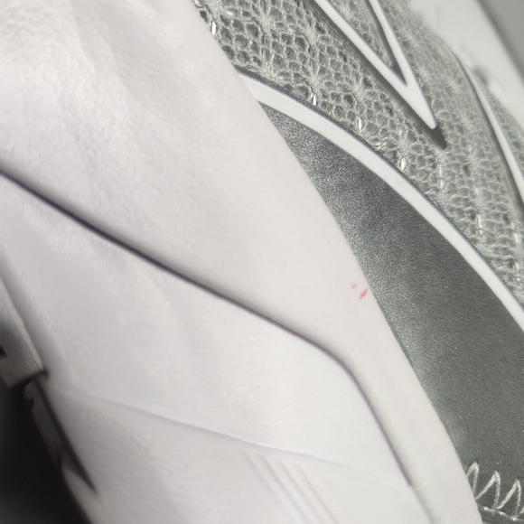 Diadora Womens Mythos Volo 2 Glam Running Shoes Size 9 NWOB - Picture 4 of 8